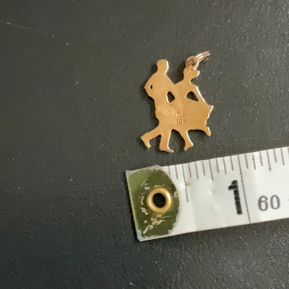 10k Dancers Charm Pendant - vintage - Picture 3 of 3